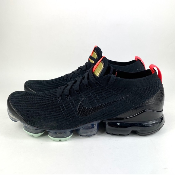 nike vapormax black igloo